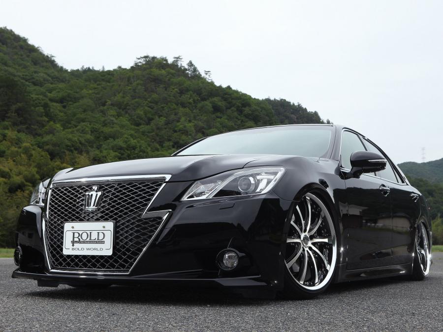 Toyota Crown Athlete by Bold World 2012 года  (фото 2 из 2)